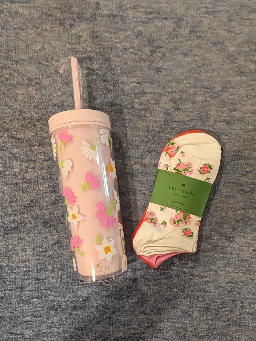 Kate Spade NWT Tumbler And 3-Pack Of Socks